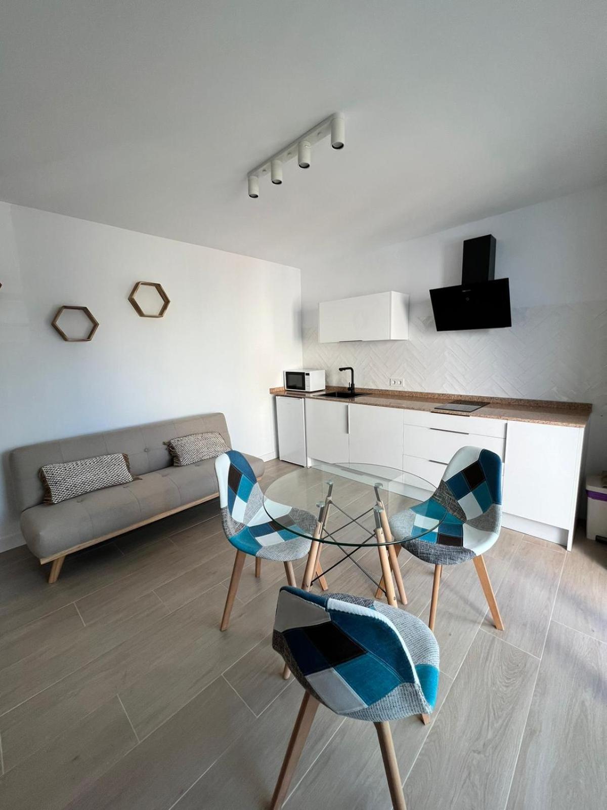 Apartamentos Buganvilla Roquetas De Mar Cameră foto